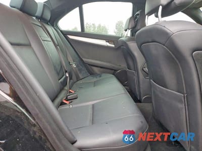Zdjęcie 10 z 13 samochodu: 2008 MERCEDES-BENZ C 300 VIN:WDDGF54XX8F115141 - miniatura