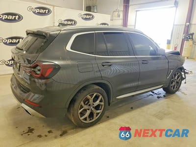 Trzecie zdjęcie samochodu z tyłu: 2022 BMW X3 SDRIVE30I VIN:5UX43DP04N9N34528 - miniatura