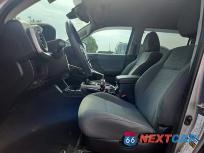 Zdjęcie 7 z 12 samochodu: 2019 TOYOTA TACOMA SR5 V6 VIN:3TMCZ5AN5KM242485 - miniatura