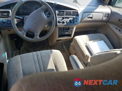 Zdjęcie 8 z 13 samochodu: 1999 TOYOTA SIENNA LE VIN:4T3ZF13CXXU166498 - miniatura