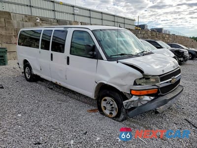 Czwarte zdjęcie samochodu z boku: 2012 CHEVROLET EXPRESS G3500 LT VIN:1GAZG1FA0C1161741 - miniatura