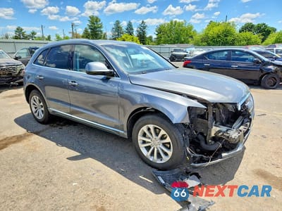 Czwarte zdjęcie samochodu z boku: 2016 AUDI Q5 PREMIUM VIN:WA1C2AFP4GA045393 - miniatura