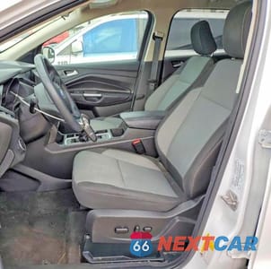 Zdjęcie 7 z 13 samochodu: 2019 FORD ESCAPE SE VIN:1FMCU9GD3KUB99700 - miniatura