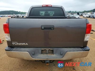 Zdjęcie 6 z 12 samochodu: 2011 TOYOTA TUNDRA CREWMAX SR5 VIN:5TFEM5F11BX029119 - miniatura