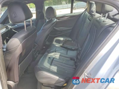 Zdjęcie 10 z 12 samochodu: 2018 BMW 530E VIN:WBAJA9C51JB249245 - miniatura