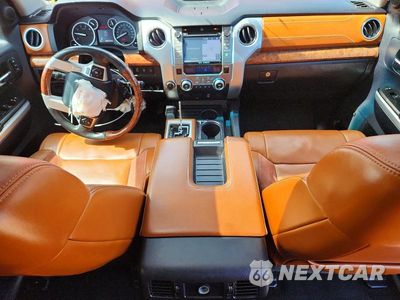 Zdjęcie 8 z 12 samochodu: 2014 TOYOTA TUNDRA CREWMAX PLATINUM VIN:5TFAY5F14EX392733 - miniatura