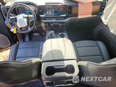 Zdjęcie 8 z 12 samochodu: 2026 CHEVROLET SILVERADO K1500 HIGH COUNTRY VIN:1GCUKJE83TZ367376 - miniatura