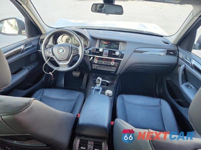 Zdjęcie 8 z 13 samochodu: 2017 BMW X3 SDRIVE28I VIN:5UXWZ7C59H0U46349 - miniatura