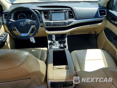 Zdjęcie 8 z 13 samochodu: 2014 TOYOTA HIGHLANDER XLE VIN:5TDJKRFH8ES020372 - miniatura