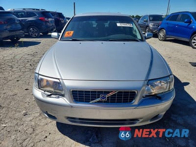 Piąte zdjęcie samochodu w środku: 2004 VOLVO S80 VIN:YV1TS92D341337638 - miniatura