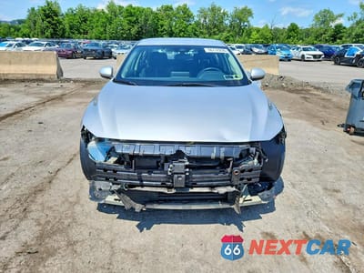 Piąte zdjęcie samochodu w środku: 2021 NISSAN SENTRA SV VIN:3N1AB8CV4MY299897 - miniatura