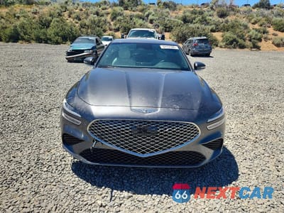 Piąte zdjęcie samochodu w środku: 2024 GENESIS G70 2.5T STANDARD VIN:KMTG34SCXRU143310 - miniatura