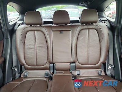 Zdjęcie 10 z 13 samochodu: 2018 BMW X1 XDRIVE28I VIN:WBXHT3C38J5K26733 - miniatura