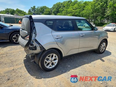 Trzecie zdjęcie samochodu z tyłu: 2025 KIA SOUL LX VIN:KNDJ23AU4S7941849 - miniatura