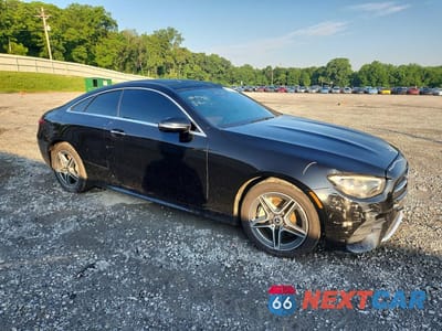 Czwarte zdjęcie samochodu z boku: 2021 MERCEDES-BENZ E 450 4MATIC VIN:W1K1J5KB8MF151867 - miniatura