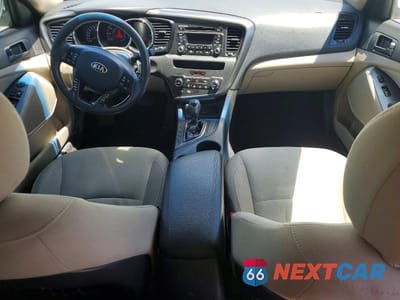 Zdjęcie 8 z 12 samochodu: 2013 KIA OPTIMA LX VIN:5XXGM4A73DG180729 - miniatura