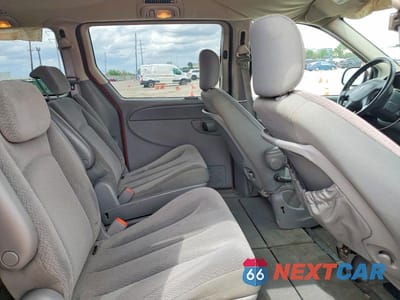 Zdjęcie 11 z 13 samochodu: 2006 DODGE GRAND CARAVAN SXT VIN:2D4GP44L96R835487 - miniatura