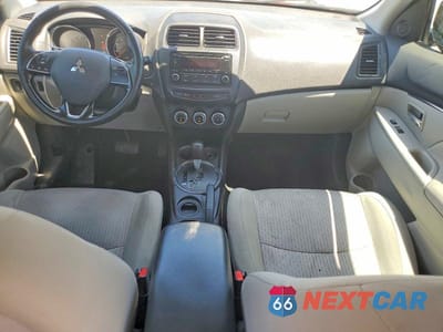 Zdjęcie 8 z 12 samochodu: 2017 MITSUBISHI OUTLANDER SPORT ES VIN:JA4AP3AU5HZ042412 - miniatura