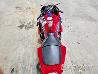 Zdjęcie 6 z 9 samochodu: 2024 HONDA CBR600 RR VIN:JH2PC40J3RK100611 - miniatura