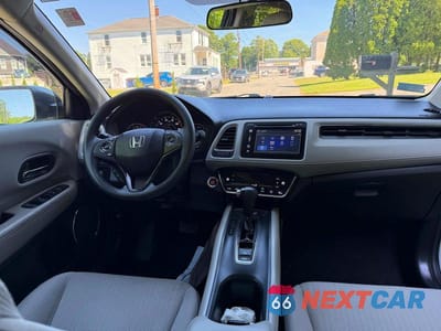 Zdjęcie 9 z 10 samochodu: 2016 HONDA HR-V EX VIN:3CZRU6H55GM716831 - miniatura