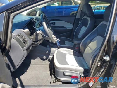 Zdjęcie 7 z 12 samochodu: 2016 KIA RIO 5-DOOR EX VIN:KNADN5A39G6678307 - miniatura