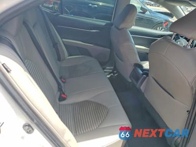 Zdjęcie 10 z 12 samochodu: 2020 TOYOTA CAMRY SE VIN:4T1G11AK0LU342364 - miniatura