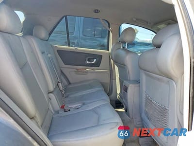 Zdjęcie 11 z 13 samochodu: 2006 CADILLAC SRX VIN:1GYEE637960145575 - miniatura