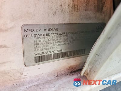 Zdjęcie 13 z 13 samochodu: 2014 AUDI A4 PREMIUM VIN:WAUAFAFL3EN012032 - miniatura