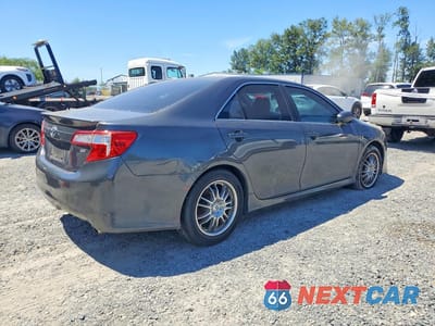 Trzecie zdjęcie samochodu z tyłu: 2012 TOYOTA CAMRY SE VIN:4T1BF1FK1CU058133 - miniatura