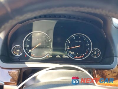 Zdjęcie 9 z 12 samochodu: 2014 BMW 750 LXI VIN:WBAYF8C59ED141850 - miniatura