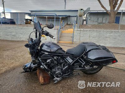 Trzecie zdjęcie samochodu z tyłu: 2022 HONDA CMX1100 A VIN:JH2SC8301NK100346 - miniatura