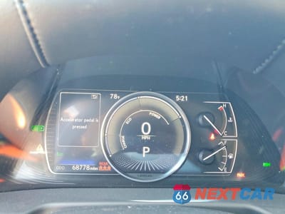 Zdjęcie 9 z 12 samochodu: 2019 LEXUS ES 300H VIN:JTHB21B16K2040152 - miniatura