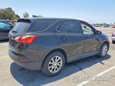 Trzecie zdjęcie samochodu z tyłu: 2020 CHEVROLET EQUINOX LS VIN:2GNAXHEV5L6267981 - miniatura