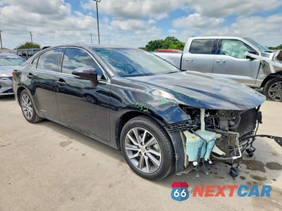 Czwarte zdjęcie samochodu z boku: 2018 LEXUS ES 300H VIN:JTHBW1GG0J2191309 - miniatura