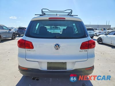 Zdjęcie 6 z 13 samochodu: 2017 VOLKSWAGEN TIGUAN S VIN:WVGAV7AX0HK038480 - miniatura