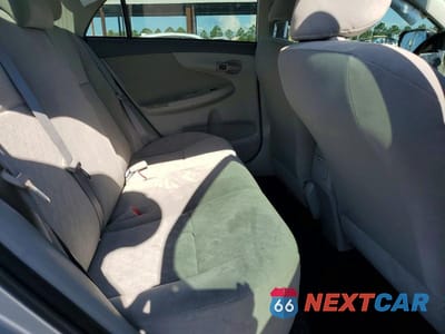 Zdjęcie 10 z 12 samochodu: 2009 TOYOTA COROLLA LE VIN:JTDBL40E39J050059 - miniatura