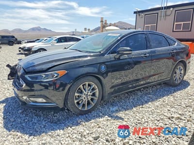 2017 FORD FUSION TITANIUM PHEV 3FA6P0SU2HR209828 - główne zdjęcie licytacji z USA - miniatura
