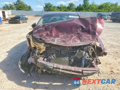 Piąte zdjęcie samochodu w środku: 2017 HONDA ACCORD LX VIN:1HGCR2F31HA057640 - miniatura