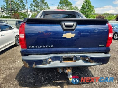 Zdjęcie 6 z 12 samochodu: 2010 CHEVROLET AVALANCHE LS VIN:3GNVKEE02AG248826 - miniatura
