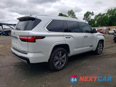 Trzecie zdjęcie samochodu z tyłu: 2026 TOYOTA SEQUOIA CAPSTONE VIN:7SVAAABA3TX076228 - miniatura
