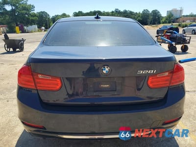 Zdjęcie 6 z 12 samochodu: 2014 BMW 328 I VIN:WBA3A5C56EF605592 - miniatura