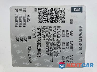 Zdjęcie 13 z 13 samochodu: 2019 GMC SAVANA 2500 CARGO DELIVERY VAN VIN:1GTW7AFG8K1304075 - miniatura