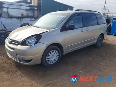 2004 TOYOTA SIENNA LE 7 PASSENGER 5TDZA23C04S045500 - główne zdjęcie licytacji z USA - miniatura