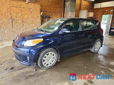 2010 SCION XD BASE JTKKU4B4XA1004212 - główne zdjęcie licytacji z USA - miniatura