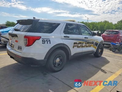 Trzecie zdjęcie samochodu z tyłu: 2020 FORD EXPLORER POLICE INTERCEPTOR VIN:1FM5K8AB5LGD18721 - miniatura