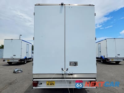 Zdjęcie 6 z 13 samochodu: 2023 FORD E350 REFRIGERATED BOX TRUCK VIN:1FDWE3FKXPDD14758 - miniatura