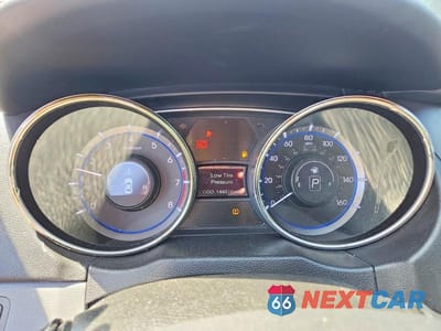 Zdjęcie 9 z 12 samochodu: 2012 HYUNDAI SONATA GLS VIN:5NPEB4AC8CH312204 - miniatura