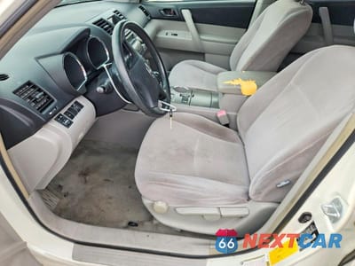 Zdjęcie 7 z 13 samochodu: 2008 TOYOTA HIGHLANDER BASE VIN:JTEES41A682026404 - miniatura