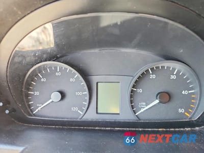 Zdjęcie 9 z 14 samochodu: 2012 MERCEDES-BENZ SPRINTER 2500 VIN:WD3PE8CB8C5704671 - miniatura