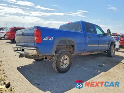 Trzecie zdjęcie samochodu z tyłu: 2003 CHEVROLET SILVERADO K2500 HEAVY DUTY VIN:1GCHK23U73F177878 - miniatura